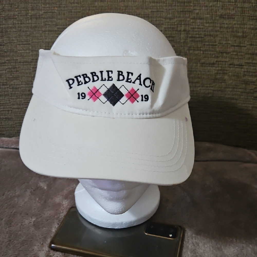 Pebble Beach Visor with Pink and Black Design